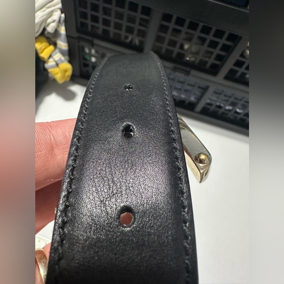 GUCCI authentic vintage G signature buckle black leather belt *authenticated* - Picture 15 of 17